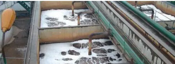 無(wú)錫田鑫化工分享曝氣池的泡沫顏色不同是怎么回事？