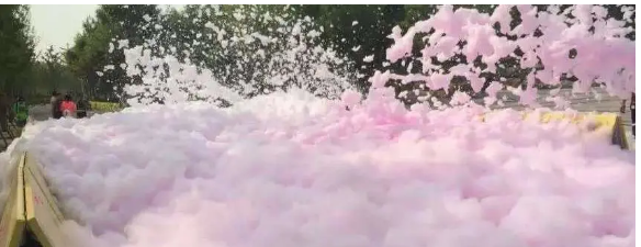 無(wú)錫田鑫化工分享曝氣池的泡沫顏色不同是怎么回事？